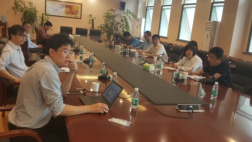 2017-5-11-济南大学自动化与电气工程米兰体育
申涛副院长一行来院交流 (3).jpg