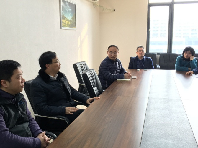 图3米兰体育官网
姜斌院长和电气工程党支部党员们进行讨论和交流_副本.jpg