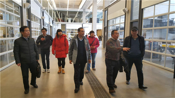 2018-3-20-米兰体育官网
远赴加拿大招聘宣讲-7.jpg
